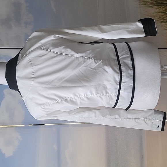 Nike White Jacket with Pockets - Picture 6 of 11